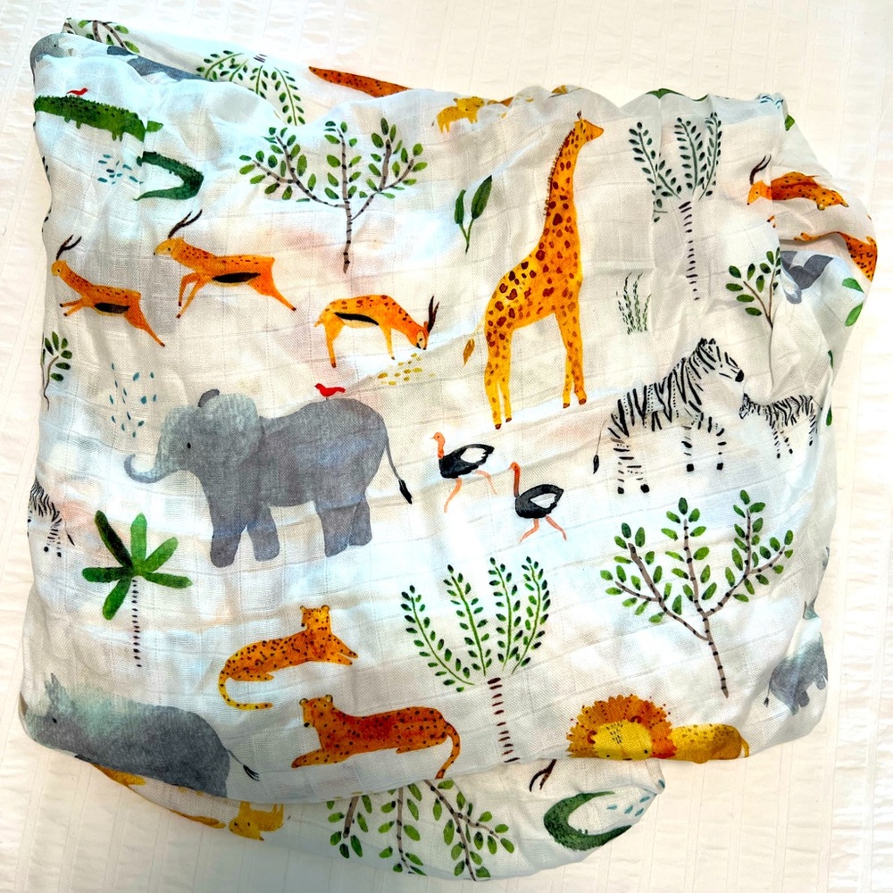Loulou Lollipop Muslin Crib Sheet - Safari